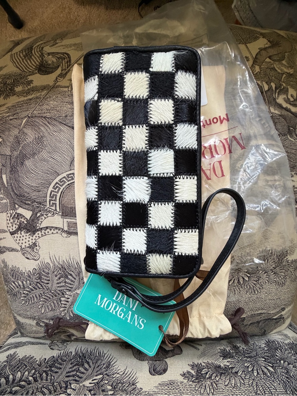 NWT Dani Morgans Checkered Cowhide Wristlet Wallet Black White Hair On Hide